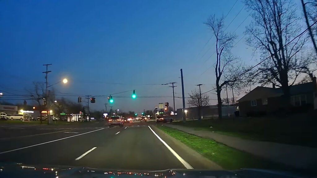 TORVO TD3 Dash Cam night view 